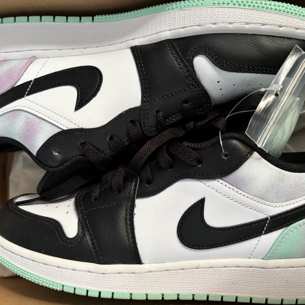 Nike Air Jordan 1 low SE (GS)